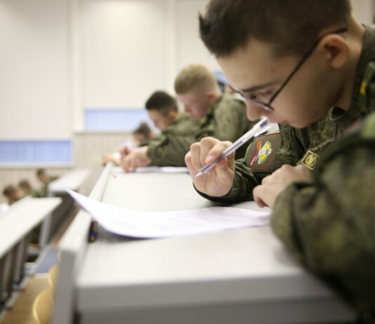 Поступление в высшие военно-учебные заведения Министерства обороны РФ на 2023 учебный год.